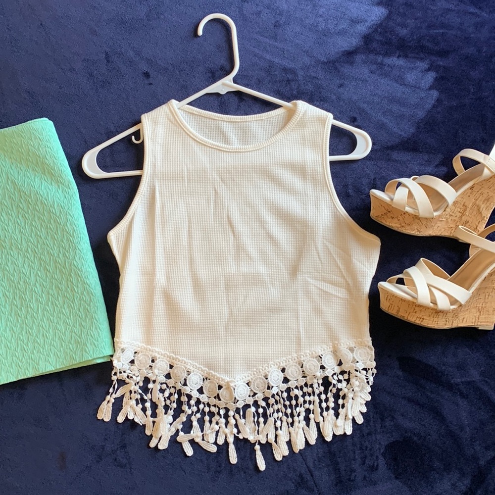 NWOT Emory Rose White Cropped Tank